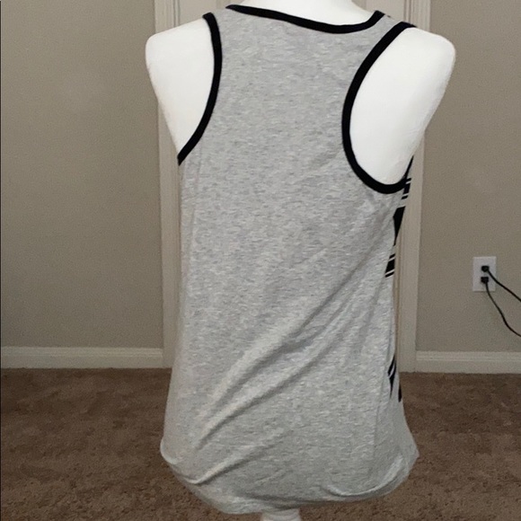 Marvel - Picture 3 of 3